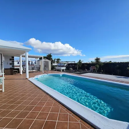 Casa Su Eno * פלאיה בלנקה